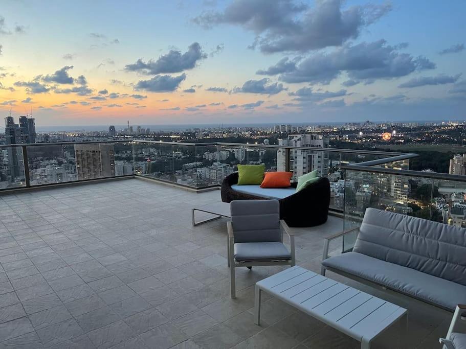 Apartament Beautiful Penthouse W/Amazing View, Prime Location Ramat Gan Zewnętrze zdjęcie