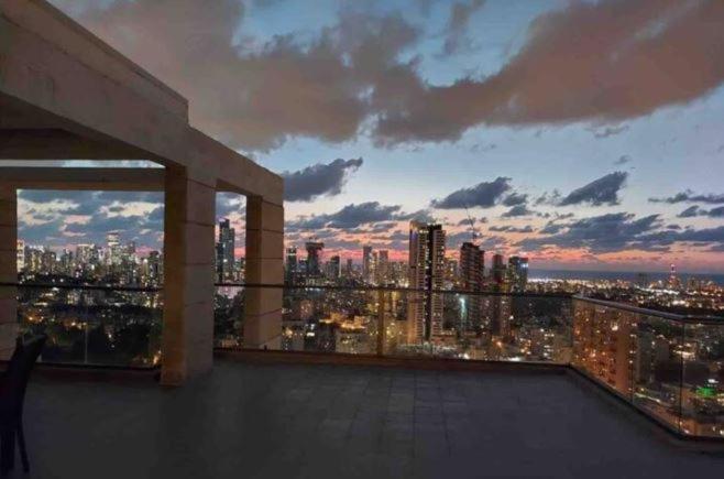 Apartament Beautiful Penthouse W/Amazing View, Prime Location Ramat Gan Zewnętrze zdjęcie