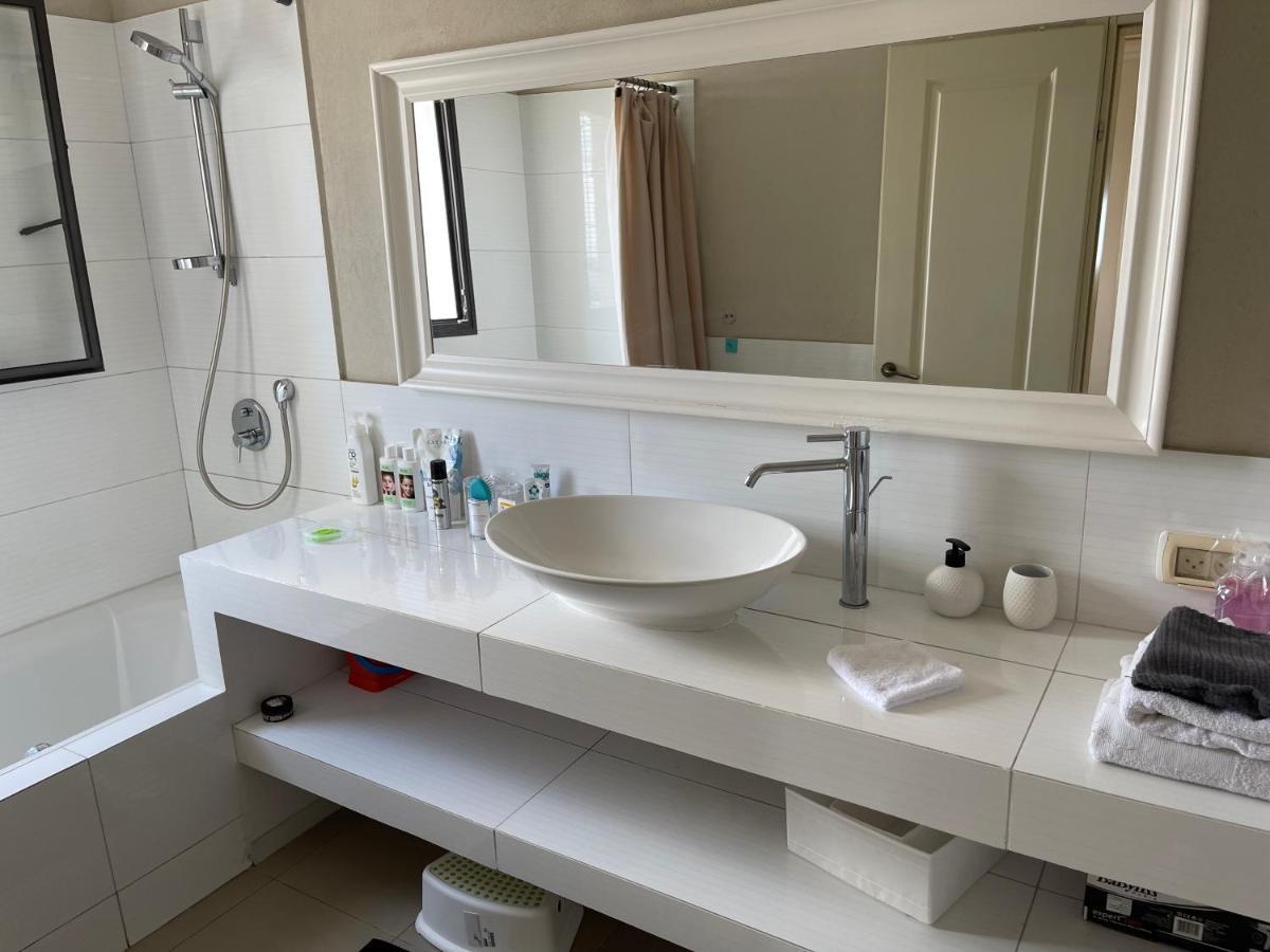 Apartament Beautiful Penthouse W/Amazing View, Prime Location Ramat Gan Zewnętrze zdjęcie