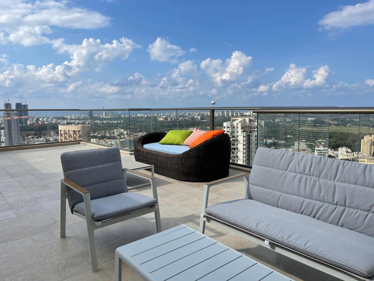 Apartament Beautiful Penthouse W/Amazing View, Prime Location Ramat Gan Zewnętrze zdjęcie